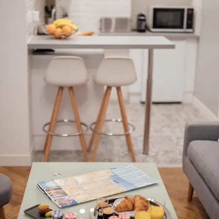 Le Chic, Plein Centre Avec Climatisation *