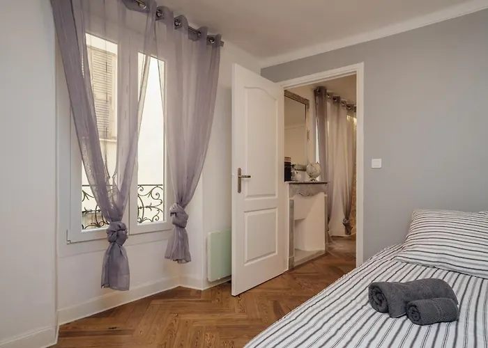 Le Chic, Plein Centre Avec Climatisation Apartment *