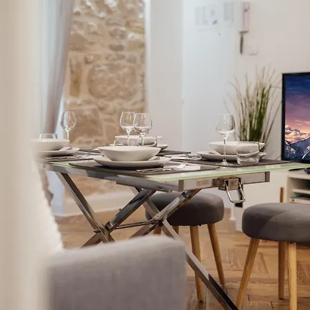 Le Chic, Plein Centre Avec Climatisation Appartement Nice