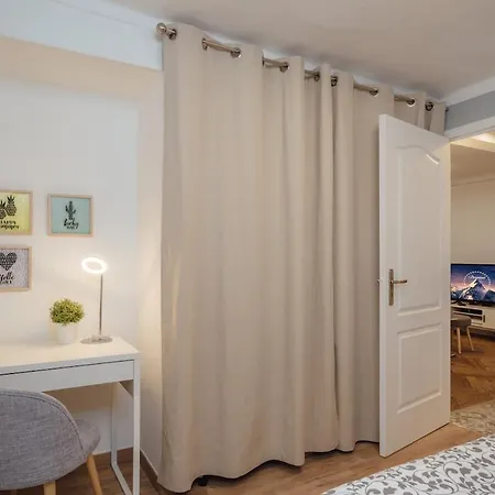 شقة Le Chic, Plein Centre Avec Climatisation *